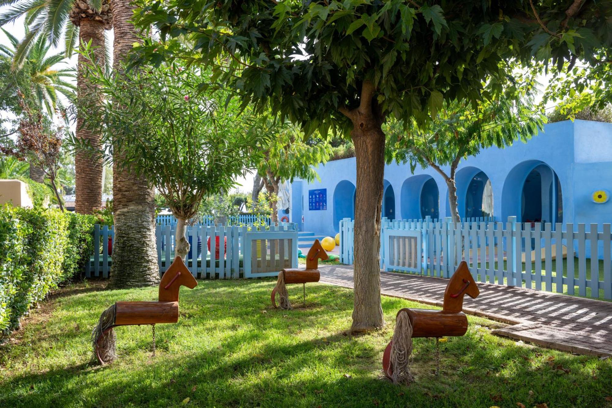 Aquila Rithymna Beach Adelianos Kampos Exterior photo